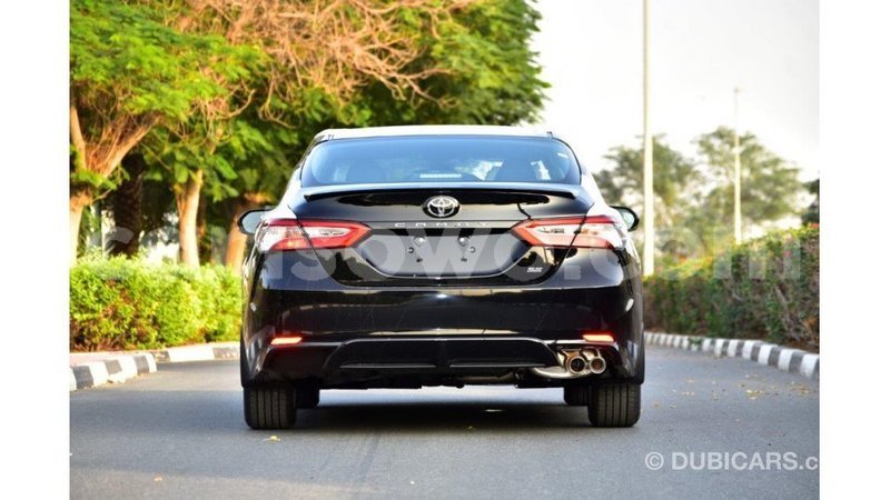 Big with watermark toyota camry benin import dubai 6826