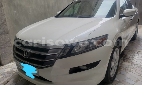 Ra Àlòkù Honda Crosstour funfun Ọkọ̀ in Cotonou ni Benin Ra Àlòkù Honda Crosstour funfun Ọkọ̀ in Cotonou ni Benin