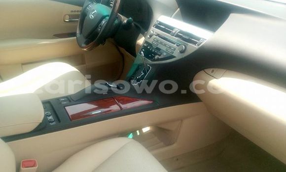Sayi Na hannu Lexus RX 350 Brown Mota in Cotonou a Benin Sayi Na hannu Lexus RX 350 Brown Mota in Cotonou a Benin