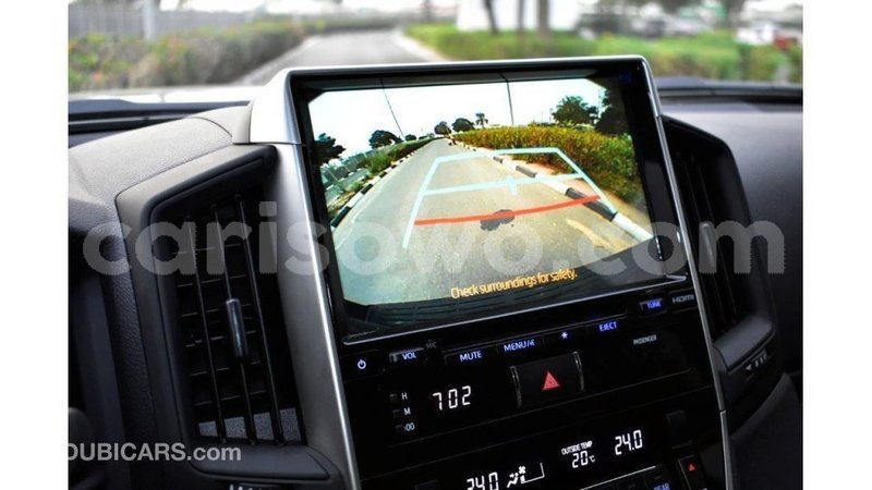 Big with watermark toyota land cruiser benin import dubai 6838