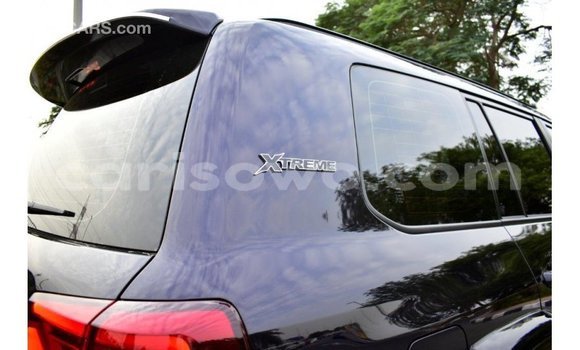 Acheter Import Voiture Toyota Land Cruiser Noir à Import - Dubai, Benin Acheter Import Voiture Toyota Land Cruiser Noir à Import - Dubai, Benin