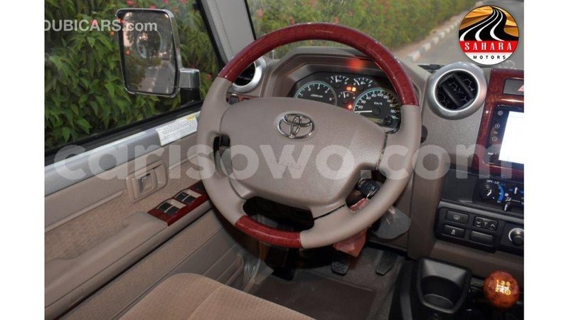 Big with watermark toyota land cruiser benin import dubai 6840