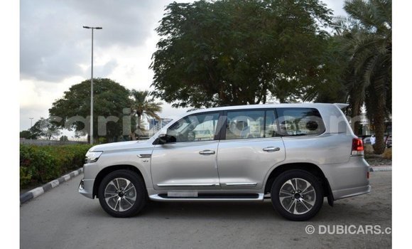 Buy Import Toyota Land Cruiser Other Car in Import - Dubai in Benign Buy Import Toyota Land Cruiser Other Car in Import - Dubai in Benign