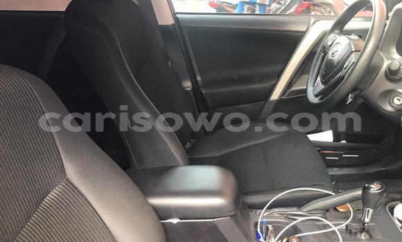 Ra Àlòkù Toyota RAV4 Black Ọkọ̀ in Cotonou ni Benin Ra Àlòkù Toyota RAV4 Black Ọkọ̀ in Cotonou ni Benin