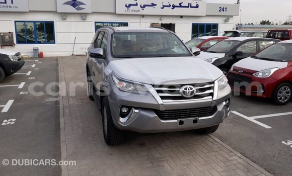 Sayi Imported Toyota Fortuner Sauran Mota in Import - Dubai a Benin Sayi Imported Toyota Fortuner Sauran Mota in Import - Dubai a Benin