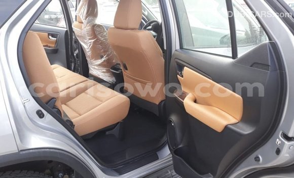 Sayi Imported Toyota Fortuner Sauran Mota in Import - Dubai a Benin Sayi Imported Toyota Fortuner Sauran Mota in Import - Dubai a Benin