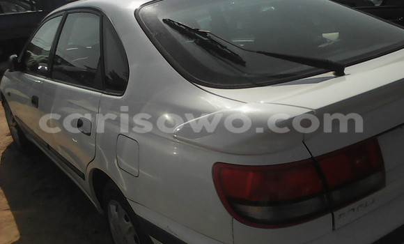 Acheter Occasion Voiture Toyota Carina Blanc à Cotonou, Benin Acheter Occasion Voiture Toyota Carina Blanc à Cotonou, Benin