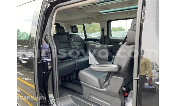 Sayi Imported Peugeot Traveller Black Mota in Import - Dubai a Benin Sayi Imported Peugeot Traveller Black Mota in Import - Dubai a Benin