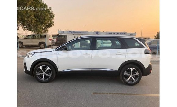 Sayi Imported Peugeot 5008 White Mota in Import - Dubai a Benin Sayi Imported Peugeot 5008 White Mota in Import - Dubai a Benin