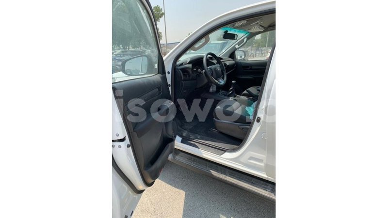 Big with watermark toyota hilux benin import dubai 6871