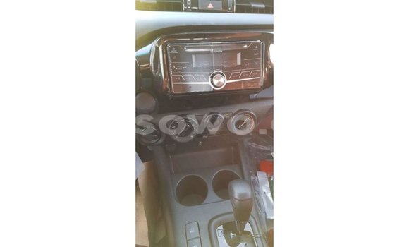 Sayi Imported Toyota Hilux Black Mota in Import - Dubai a Benin Sayi Imported Toyota Hilux Black Mota in Import - Dubai a Benin