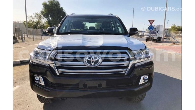 Big with watermark toyota land cruiser benin import dubai 6879