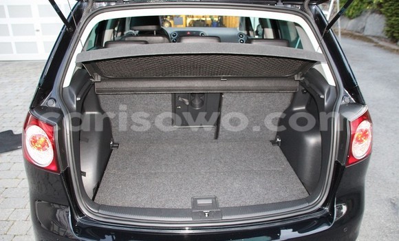 Sayi Na hannu Volkswagen Golf Black Mota in Ouidah a Benin