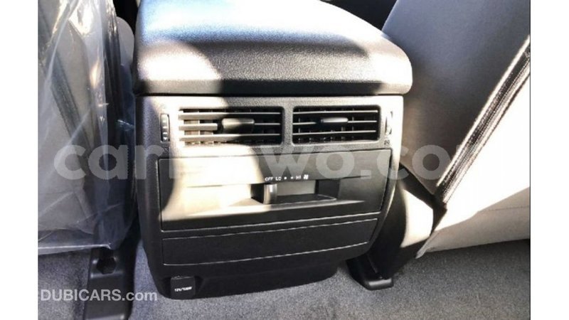 Big with watermark toyota land cruiser benin import dubai 6879