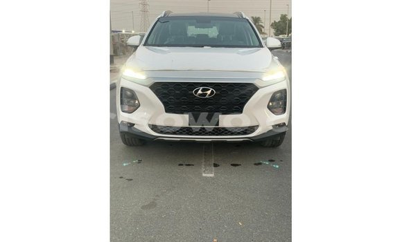 Acheter Import Voiture Hyundai Santa Fe Blanc à Import - Dubai, Benin Acheter Import Voiture Hyundai Santa Fe Blanc à Import - Dubai, Benin