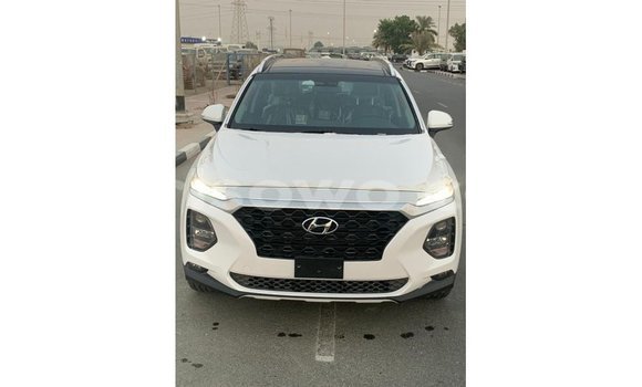 Acheter Import Voiture Hyundai Santa Fe Blanc à Import - Dubai, Benin Acheter Import Voiture Hyundai Santa Fe Blanc à Import - Dubai, Benin