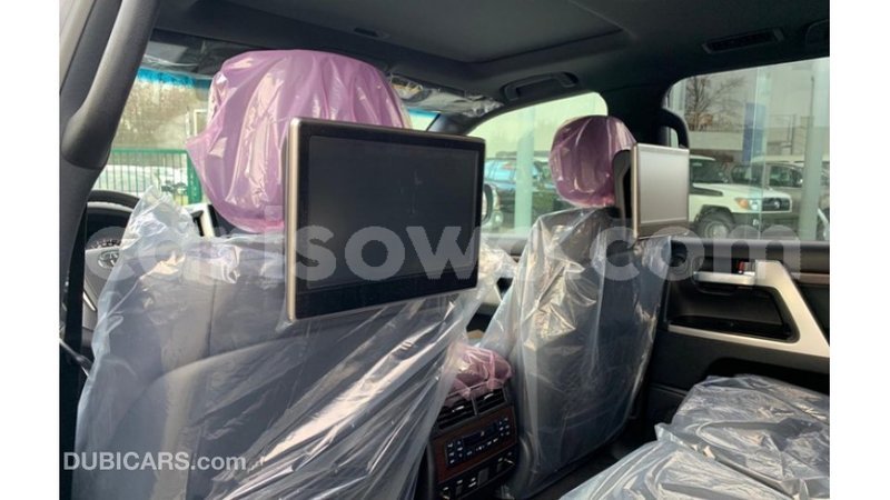 Big with watermark toyota land cruiser benin import dubai 6881