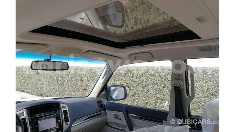 Big with watermark mitsubishi pajero benin import dubai 6882