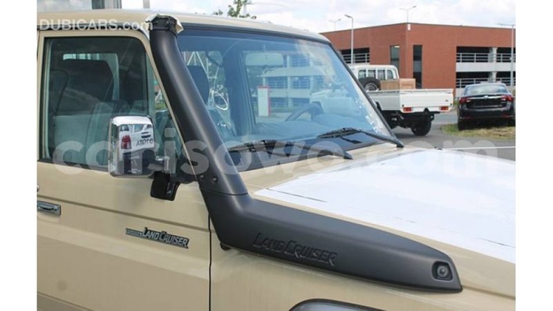 Big with watermark toyota land cruiser benin import dubai 6886