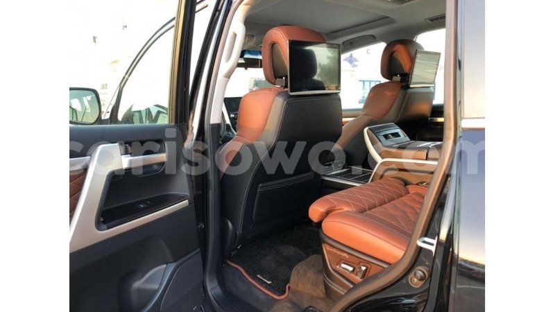 Big with watermark toyota land cruiser benin import dubai 6890