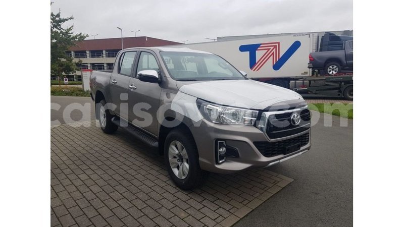 Big with watermark toyota hilux benin import dubai 6892