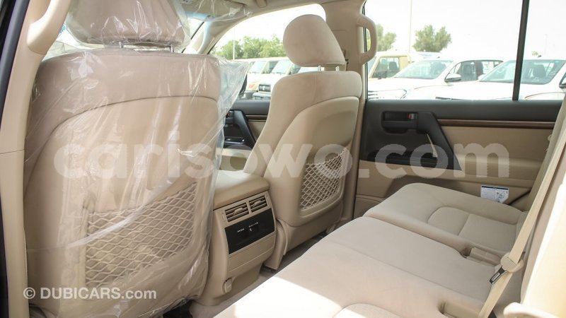 Big with watermark toyota land cruiser benin import dubai 6904