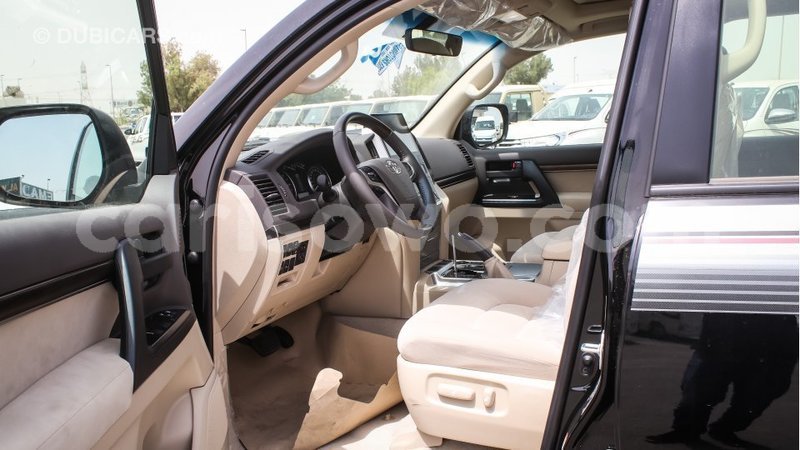 Big with watermark toyota land cruiser benin import dubai 6904