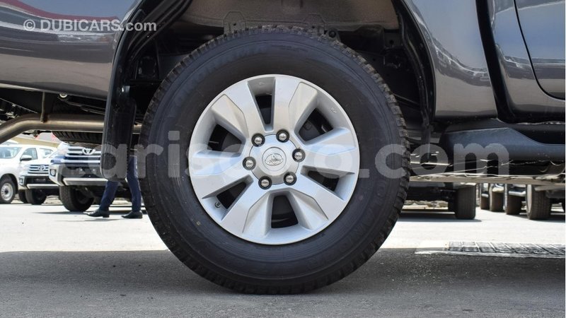 Big with watermark toyota hilux benin import dubai 6906