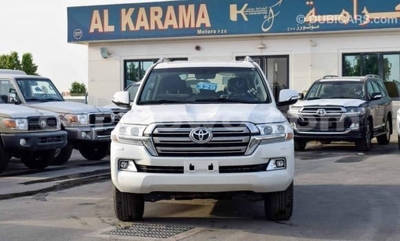 Buy Import Toyota Land Cruiser White Car in Import - Dubai in Benign Buy Import Toyota Land Cruiser White Car in Import - Dubai in Benign