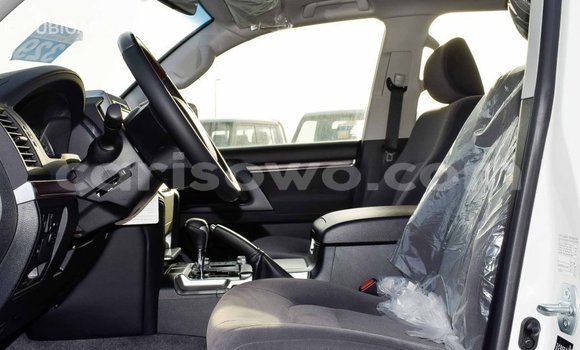 Buy Import Toyota Land Cruiser White Car in Import - Dubai in Benign Buy Import Toyota Land Cruiser White Car in Import - Dubai in Benign