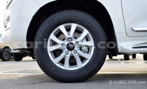 Buy Import Toyota Land Cruiser White Car in Import - Dubai in Benign Buy Import Toyota Land Cruiser White Car in Import - Dubai in Benign