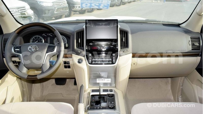 Big with watermark toyota land cruiser benin import dubai 6913