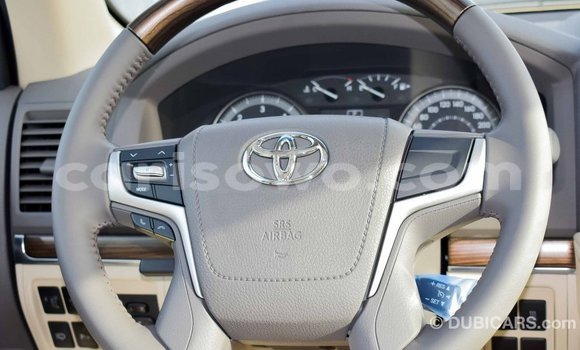 Buy Import Toyota Land Cruiser White Car in Import - Dubai in Benign Buy Import Toyota Land Cruiser White Car in Import - Dubai in Benign