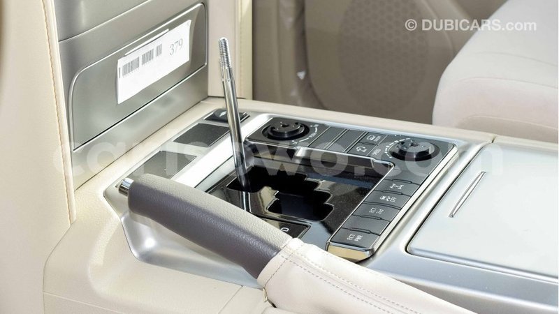 Big with watermark toyota land cruiser benin import dubai 6913