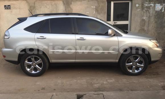 Ra Àlòkù Lexus RX 330 Silver Ọkọ̀ in Cotonou ni Benin Ra Àlòkù Lexus RX 330 Silver Ọkọ̀ in Cotonou ni Benin