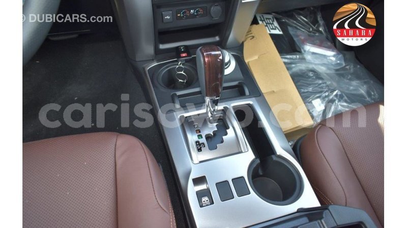 Big with watermark toyota hiace benin import dubai 6936