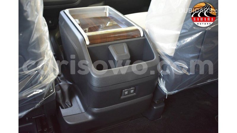 Big with watermark toyota granvia benin import dubai 6938