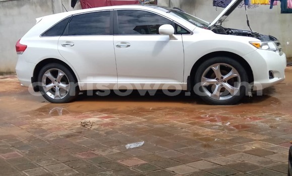 Acheter Neuf Voiture Toyota Venza Blanc à Cotonou, Benin Acheter Neuf Voiture Toyota Venza Blanc à Cotonou, Benin