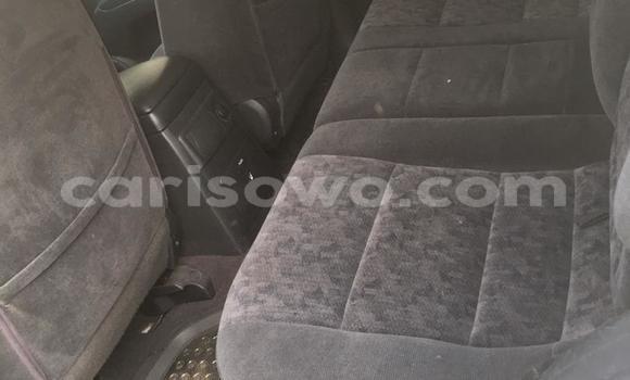 Acheter Occasion Voiture Kia Sorento Blanc à Cotonou, Benin Acheter Occasion Voiture Kia Sorento Blanc à Cotonou, Benin