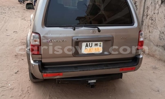 Sayi Na hannu Toyota 4Runner Azurfa Mota in Cotonou a Benin Sayi Na hannu Toyota 4Runner Azurfa Mota in Cotonou a Benin