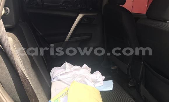 Acheter Neuf Voiture Toyota RAV4 Noir à Cotonou, Benin Acheter Neuf Voiture Toyota RAV4 Noir à Cotonou, Benin