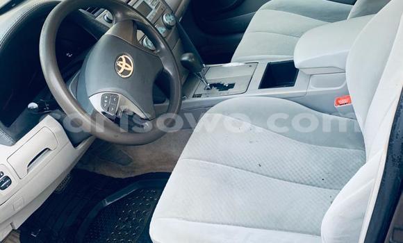 Ra Àlòkù Toyota Camry Black Ọkọ̀ in Cotonou ni Benin Ra Àlòkù Toyota Camry Black Ọkọ̀ in Cotonou ni Benin