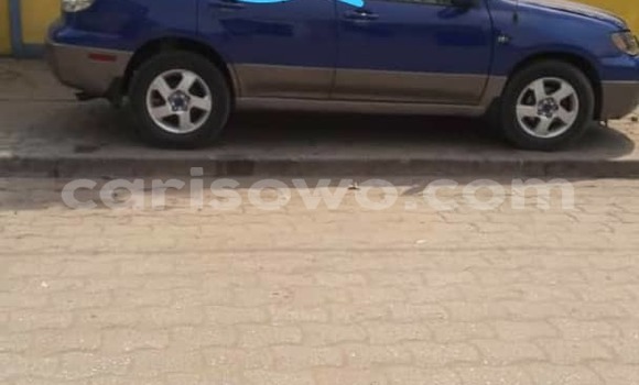 Ra Àlòkù Mitsubishi Outlander Blue Ọkọ̀ in Cotonou ni Benin Ra Àlòkù Mitsubishi Outlander Blue Ọkọ̀ in Cotonou ni Benin
