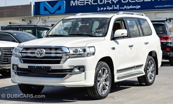 Buy Import Toyota Land Cruiser White Car in Import - Dubai in Benign Buy Import Toyota Land Cruiser White Car in Import - Dubai in Benign