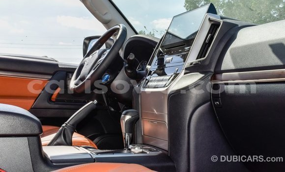 Buy Import Toyota Land Cruiser White Car in Import - Dubai in Benign Buy Import Toyota Land Cruiser White Car in Import - Dubai in Benign