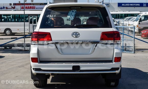 Buy Import Toyota Land Cruiser White Car in Import - Dubai in Benign Buy Import Toyota Land Cruiser White Car in Import - Dubai in Benign