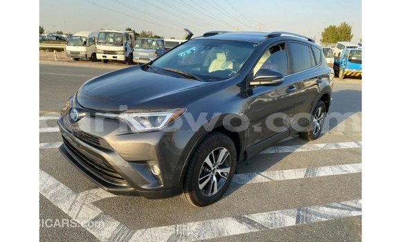 Ra Imported Toyota HiAce Miiran Ọkọ̀ akẹ́rù ńlá in Import - Dubai ni Benin Ra Imported Toyota HiAce Miiran Ọkọ̀ akẹ́rù ńlá in Import - Dubai ni Benin