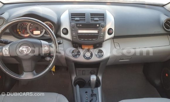 Ra Imported Toyota HiAce Miiran Ọkọ̀ akẹ́rù ńlá in Import - Dubai ni Benin Ra Imported Toyota HiAce Miiran Ọkọ̀ akẹ́rù ńlá in Import - Dubai ni Benin