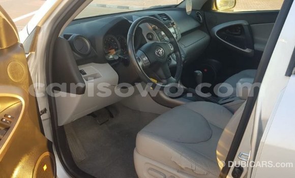 Ra Imported Toyota HiAce Miiran Ọkọ̀ akẹ́rù ńlá in Import - Dubai ni Benin Ra Imported Toyota HiAce Miiran Ọkọ̀ akẹ́rù ńlá in Import - Dubai ni Benin