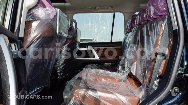 Big with watermark toyota land cruiser benin import dubai 7010